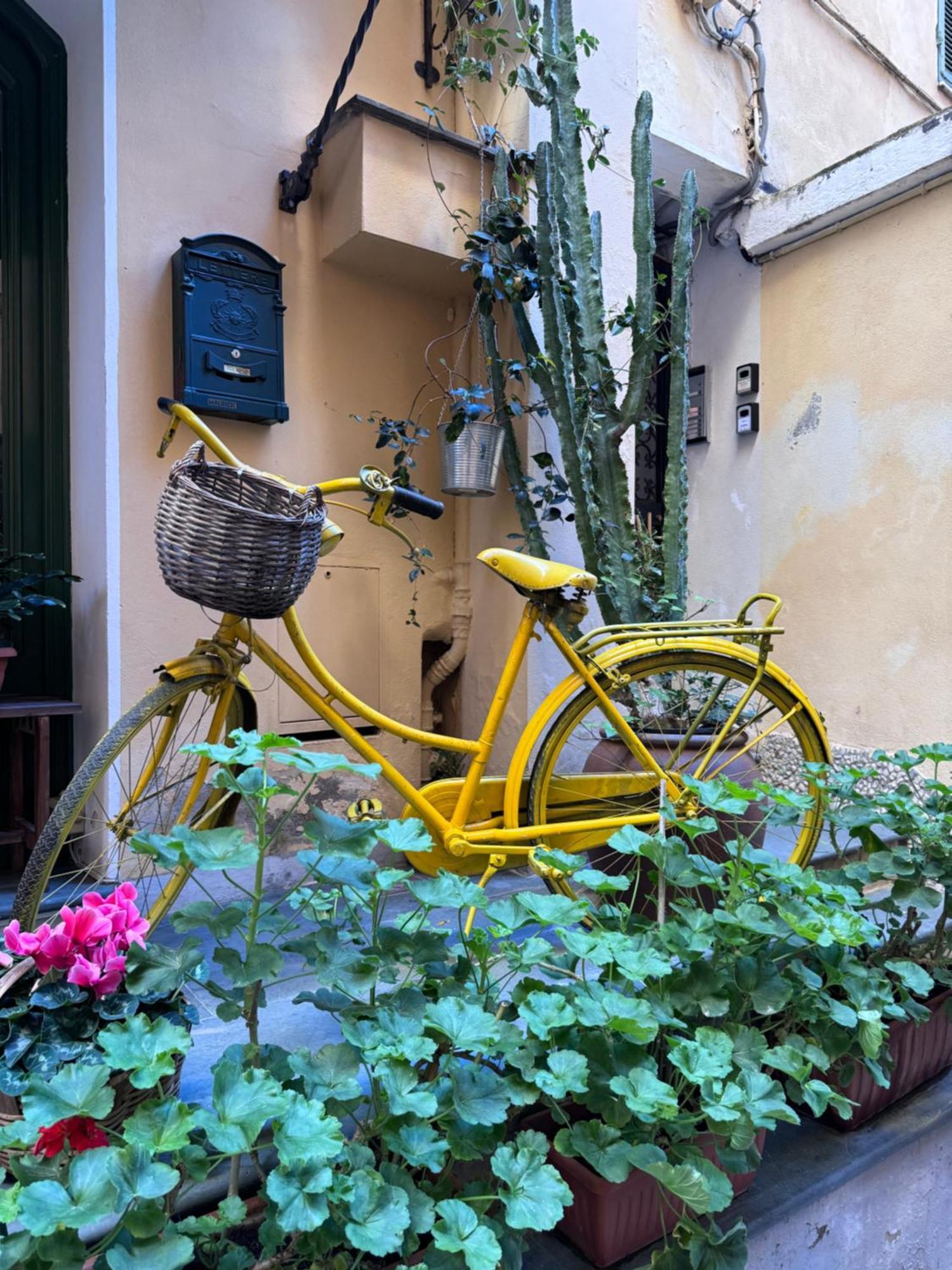 Bordiland 1 Apartamento Bordighera Exterior foto