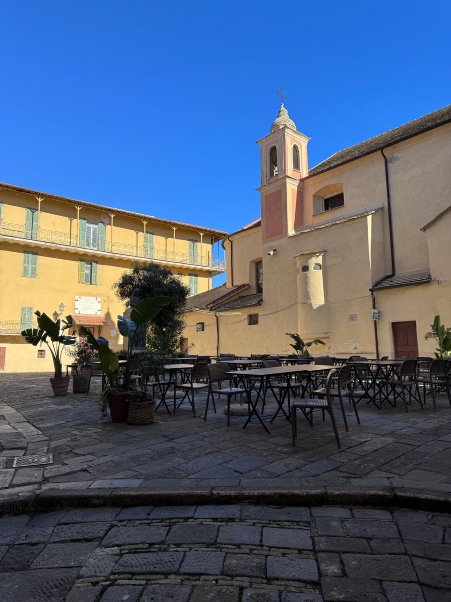 Bordiland 1 Apartamento Bordighera Exterior foto